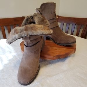 White Mountain boots